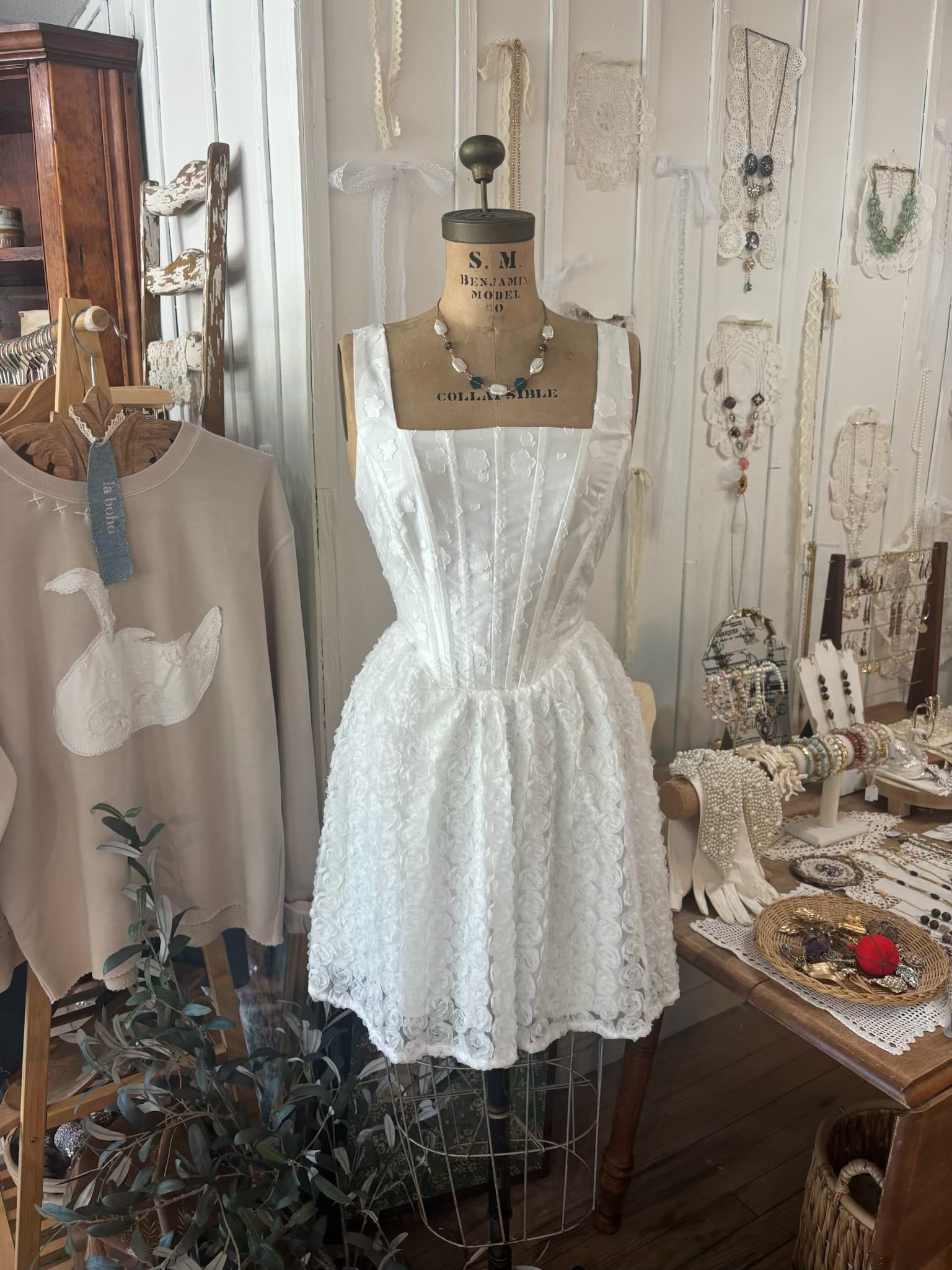 storia mini dress Short Floral – BohoBeachShop Size:30X29 Adrianna Papell Beaded Gown, 38” Length market place