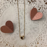 Gold heart necklace