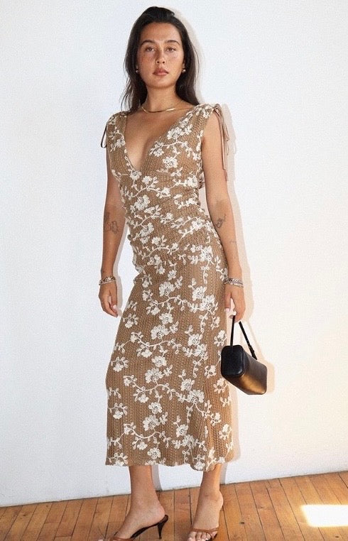 Floral Embroidered Dress – BohoBeachShop