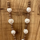 Large shell necklace