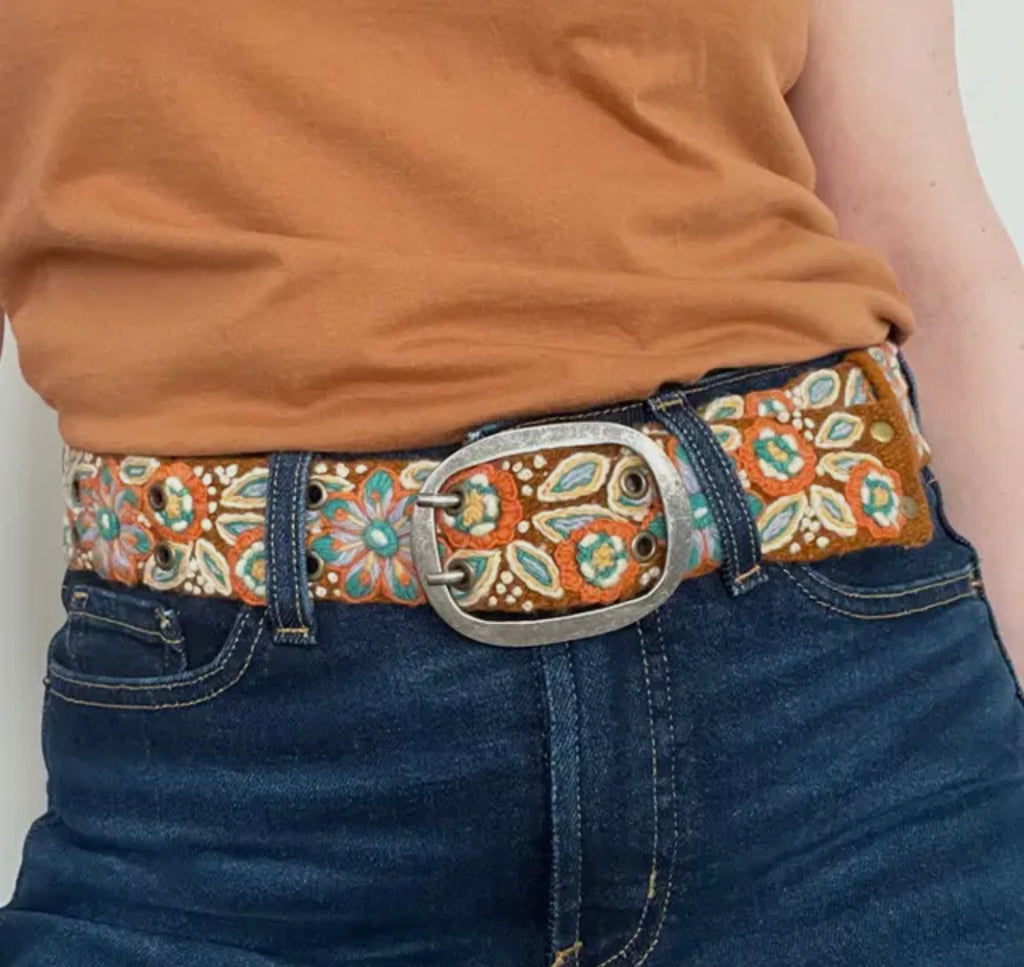Embroidered belt